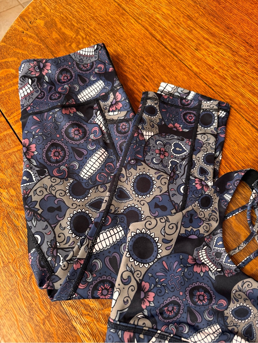 Constantly Varied Gear Midnight Skulls set S